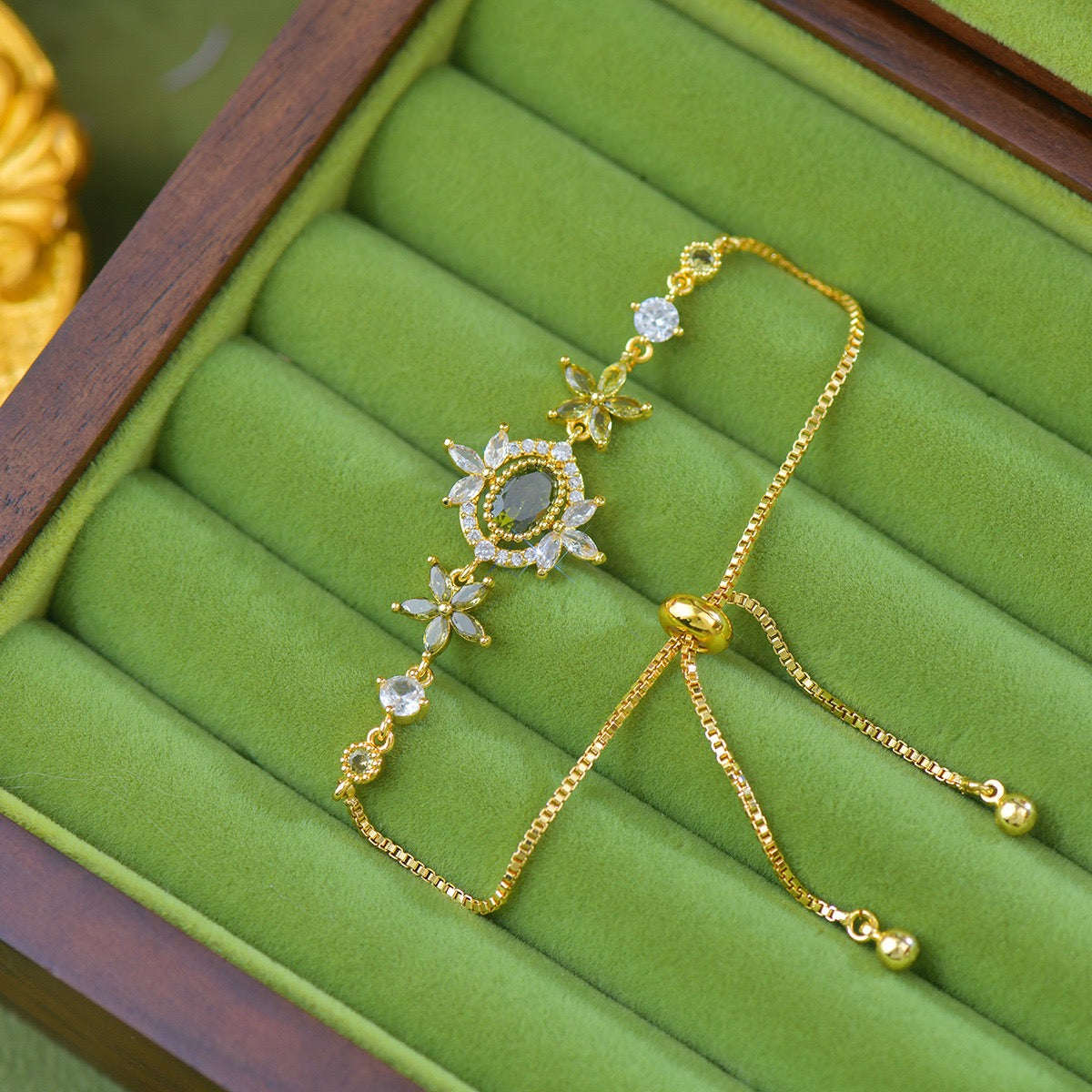 Wizard of Oz Collection | Emerald Garden Adjustable Bracelet