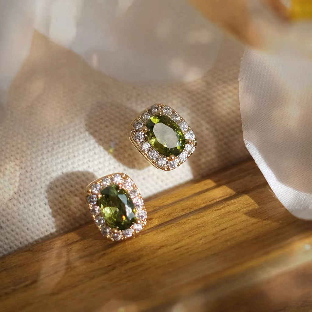Verdant Glow Clip-On Earrings