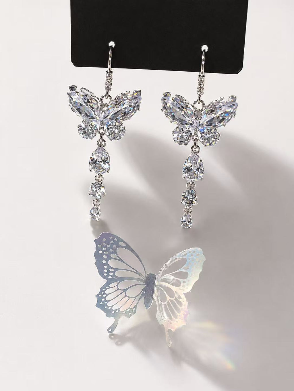 Elegant Butterfly Jewelry Set (Necklace & Earrings)