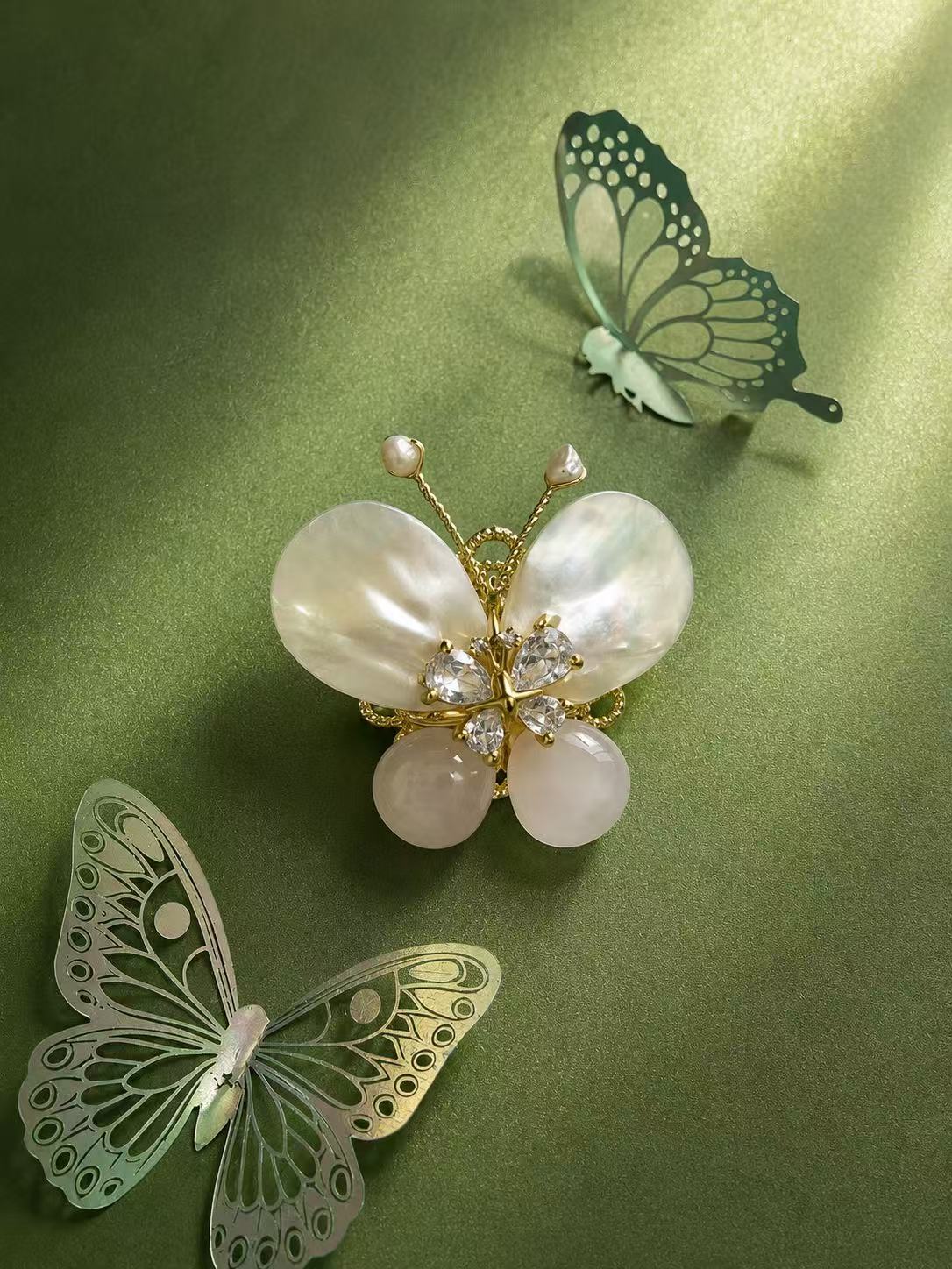 Blush Petal Brooch