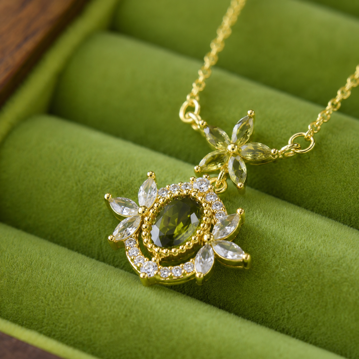 Woodland Bloom Pendant