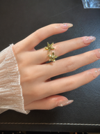 Wizard of Oz™ | Emerald Meadow Bloom Ring