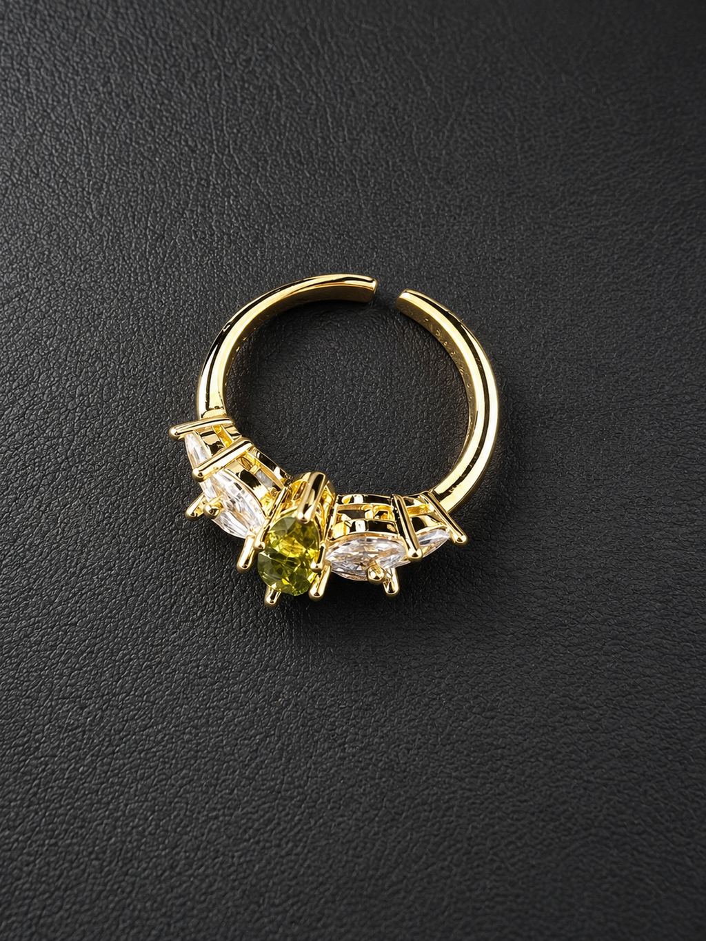 Wizard of Oz™ | Emerald Forest Whisper Ring