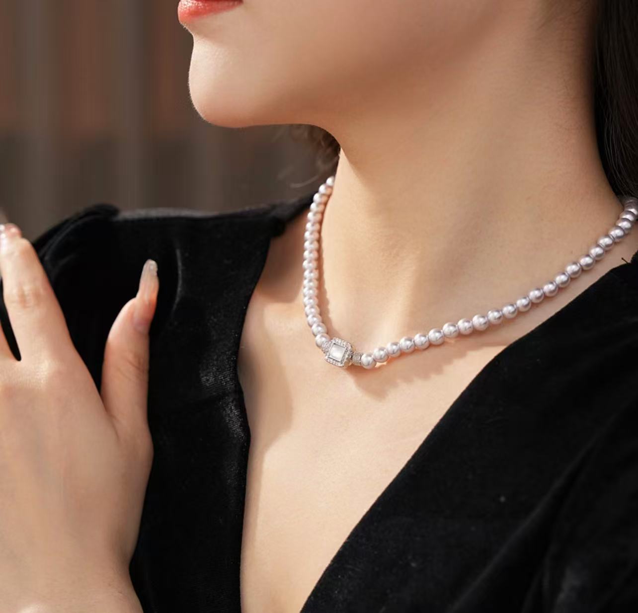French Style Pearl Necklace with Mother-of-Pearl Clasp | Elegant Minimalist Choker Necklace
