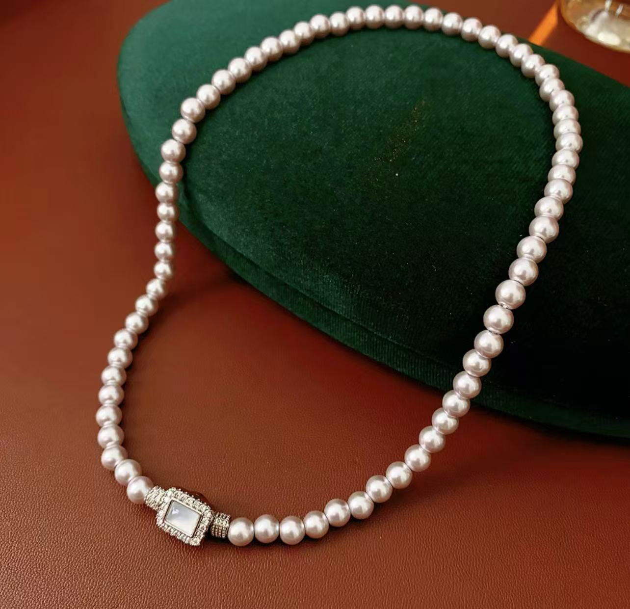 French Style Pearl Necklace with Mother-of-Pearl Clasp | Elegant Minimalist Choker Necklace