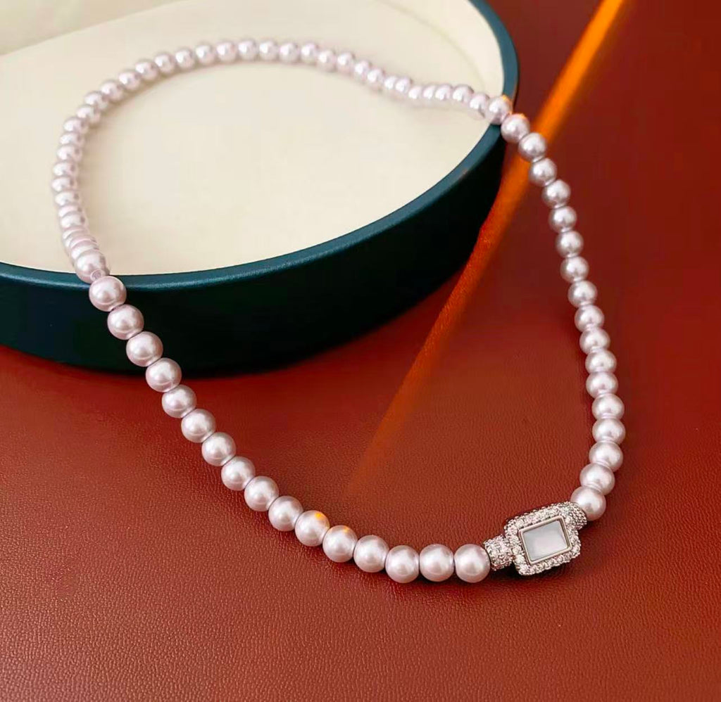French Style Pearl Necklace with Mother-of-Pearl Clasp | Elegant Minimalist Choker Necklace